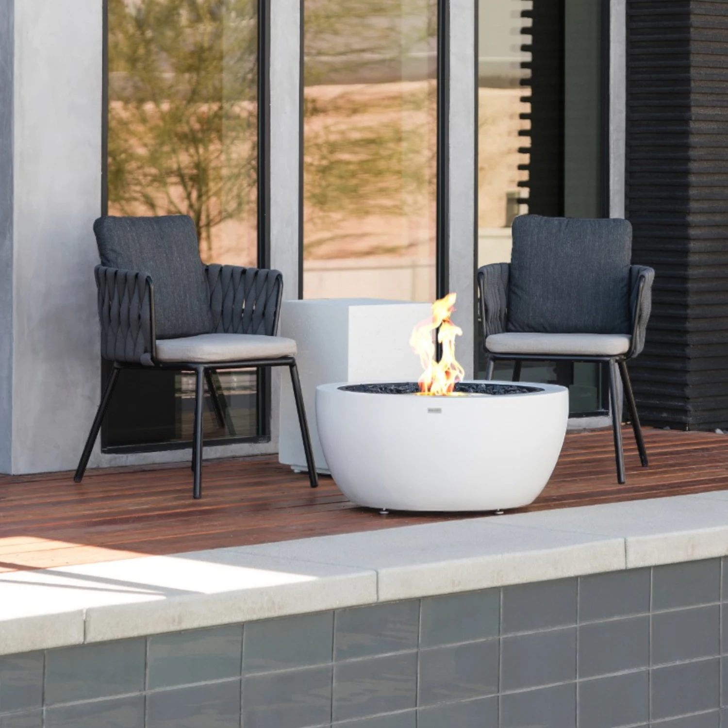 Pod 30 - Bone Outdoor Bioethanol Fireplace