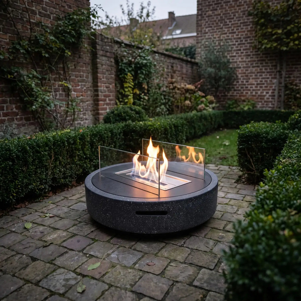 VESTA – Granit Schwarz – Outdoor-Bioethanol-Kamin