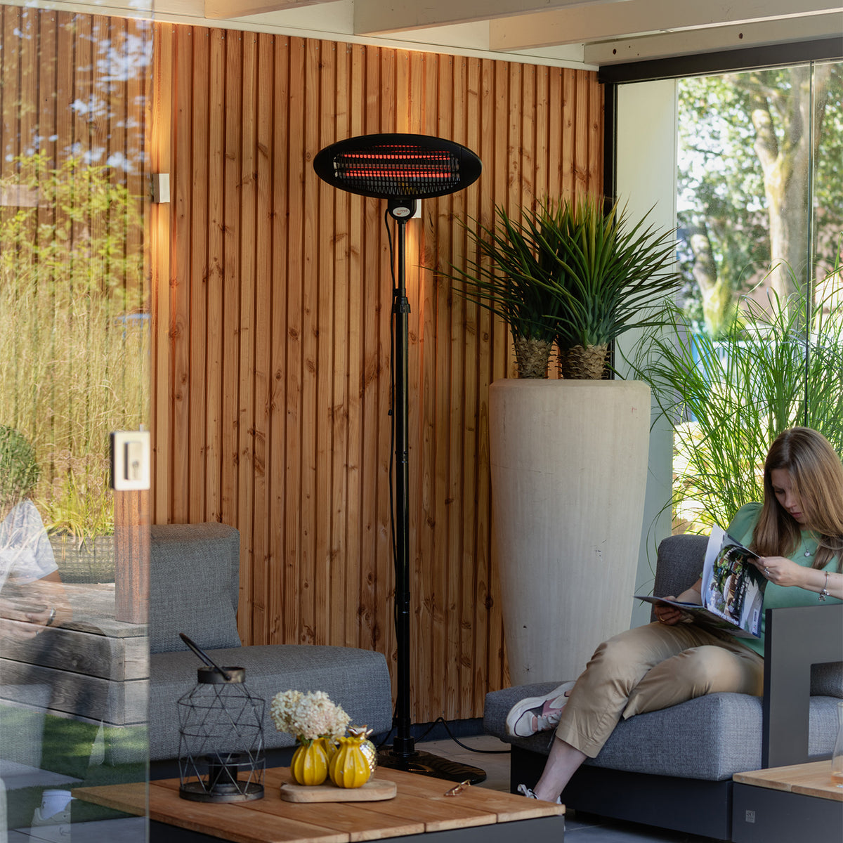 Elektra Standheizstrahler 2000 Watt für die Terrasse