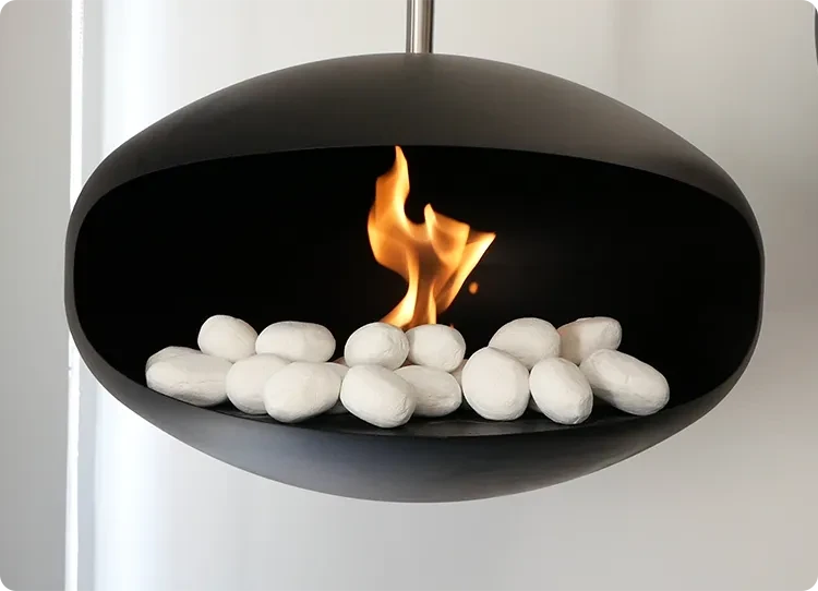 Weiße Steine für Bioethanol-Kamin