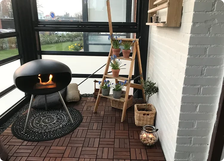 Cocoon Pedestal Steel freistehender Ethanol Kamin