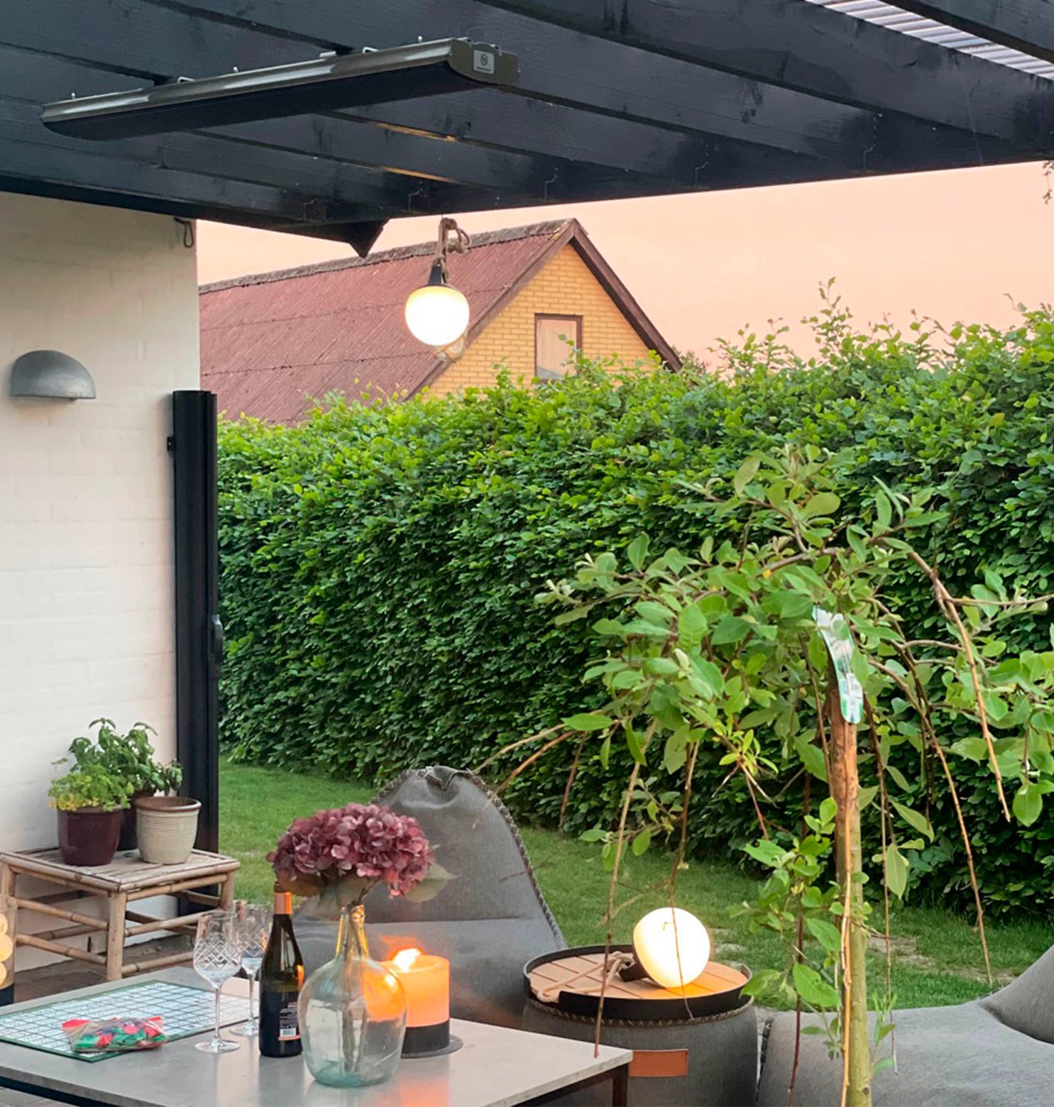 heation Heatbar 1000, wandmontierter elektrischer Terrassenheizer